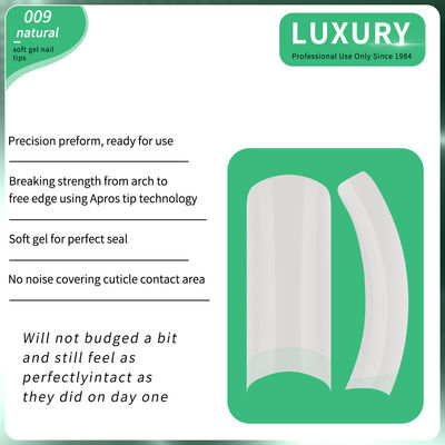 Conseils professionnels pour les ongles à gel doux et durables pour l'extension des ongles au salon d'art