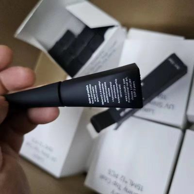 Produit de l'usine Marque privée Top Coat brillant DIY Gel UV Vernis à ongles pour le salon de beauté des ongles