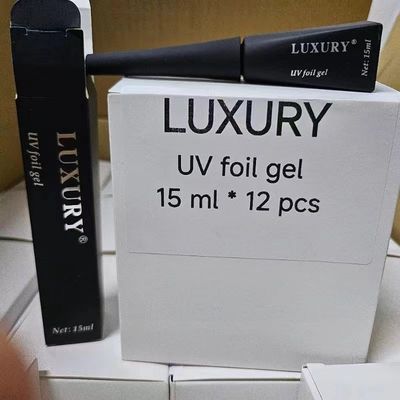 Produit de l'usine Marque privée Top Coat brillant DIY Gel UV Vernis à ongles pour le salon de beauté des ongles