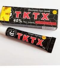 Crème crème engourdissante de réparation de tatouage de soins ultérieurs de lèvre de sourcil de tatouage de l'UGP TKTX