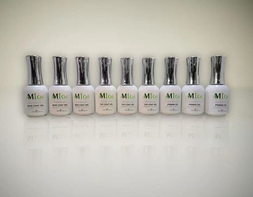 AMIGO imbibent outre du vernis à ongles de gel 18ml a adapté le gel aux besoins du client UV de lampe de la couleur LED de label polonais